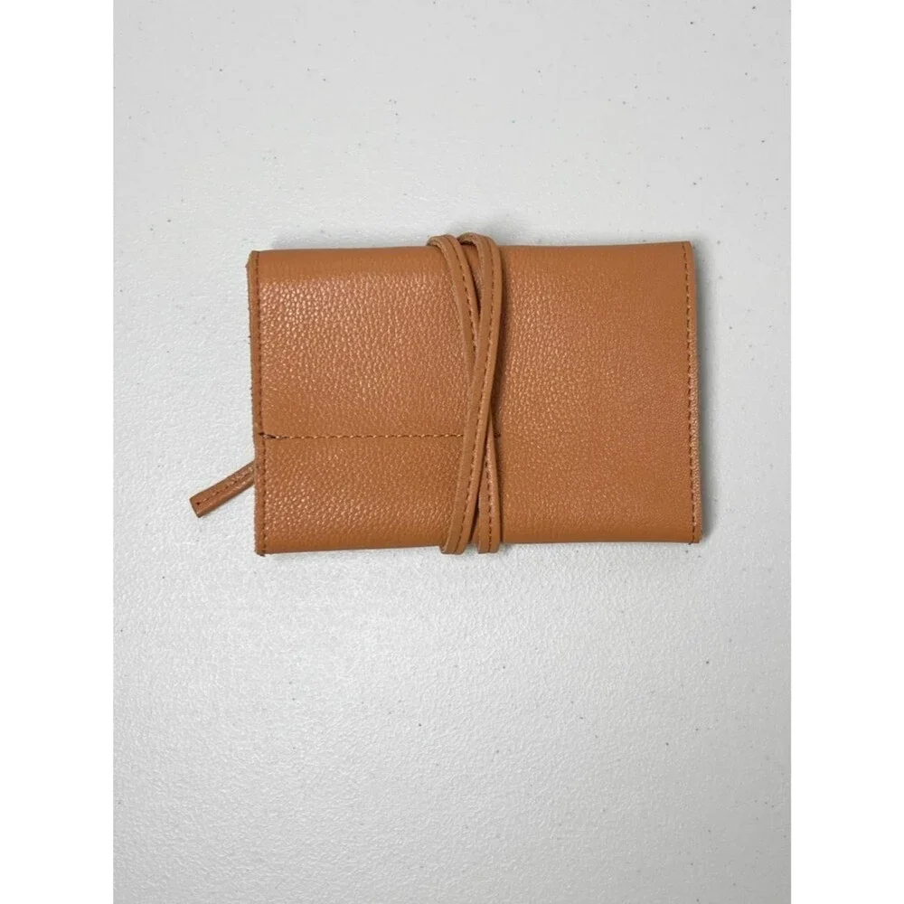 Mark & Graham Leather Charger Roll Up Camel Carry Case Unisex Monogrammed “LB”